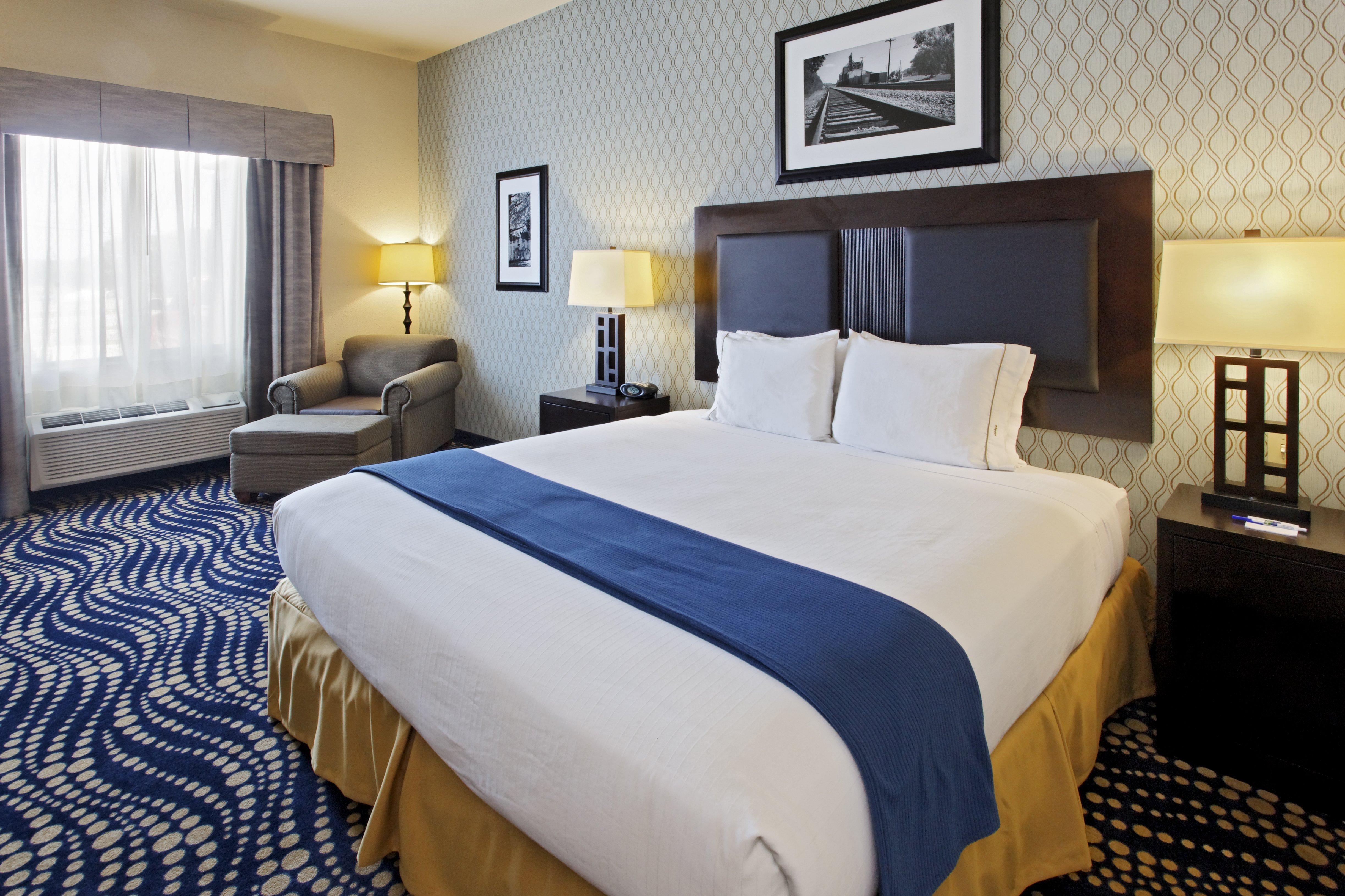 Holiday Inn Express Hotel And Suites Weatherford By Ihg Exterior photo