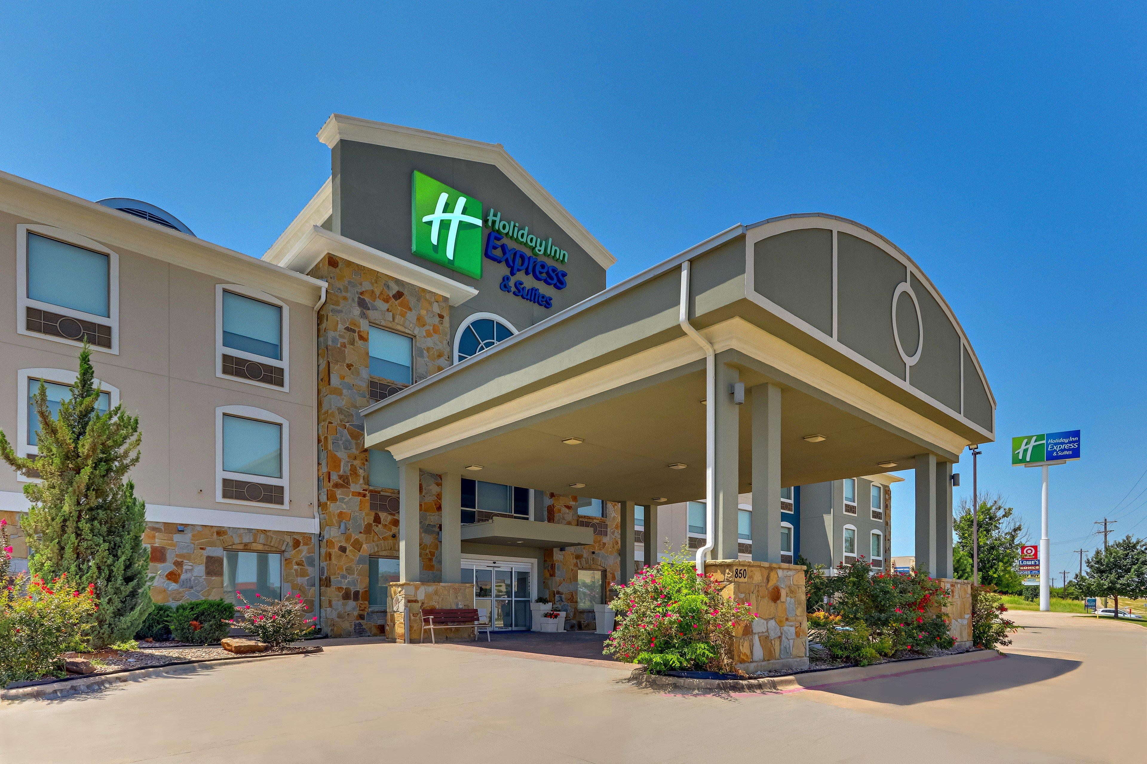 Holiday Inn Express Hotel And Suites Weatherford By Ihg Exterior photo