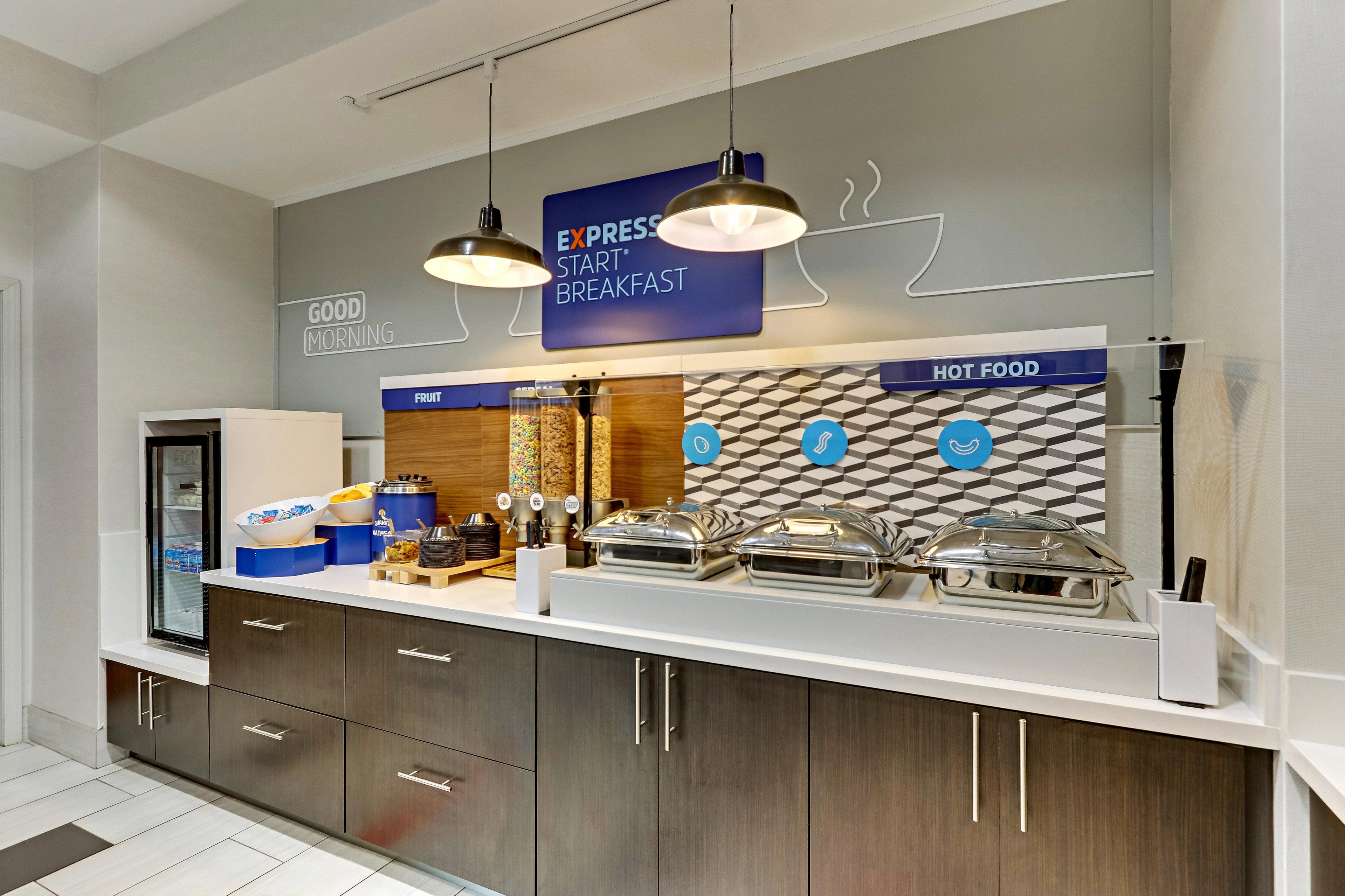 Holiday Inn Express Hotel And Suites Weatherford By Ihg Exterior photo